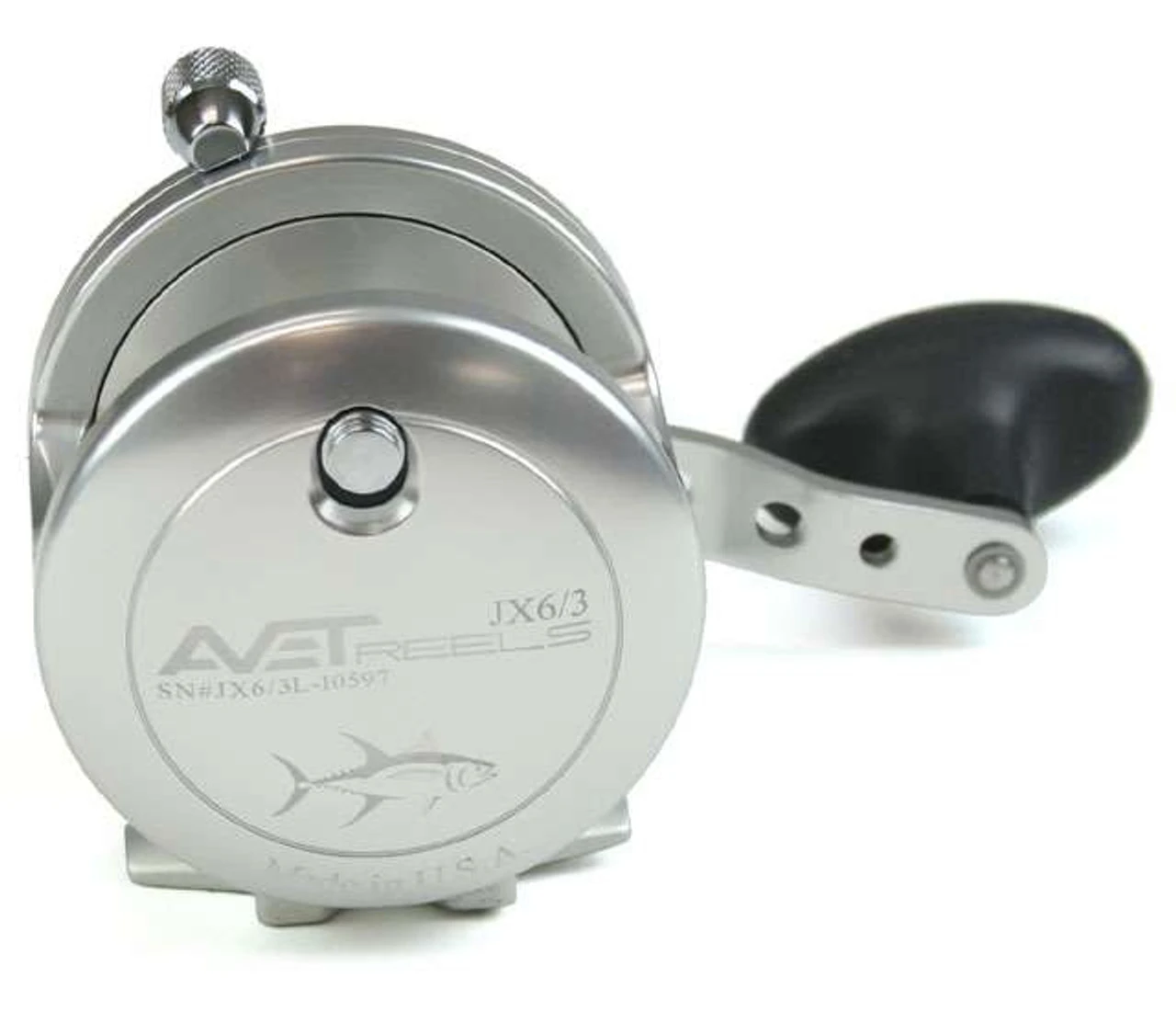 Avet JX 6/3 2-Speed Lever Drag Casting Reel Left-Hand Silver - Image 2